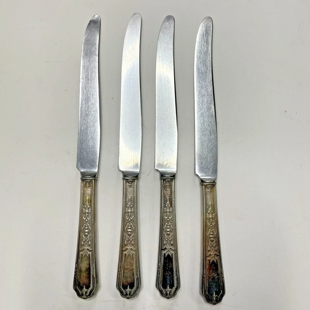 4 ANCESTRAL 1847 Rogers‎ Bros Silverplate Dinner Butter Knives Silverware